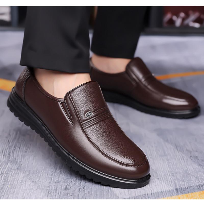 Fashion British Style Slip-on Business Dress Shoes for Men Spring Autumn Soft-soled Casual Men's Leather Shoes New Designer Loafers Male