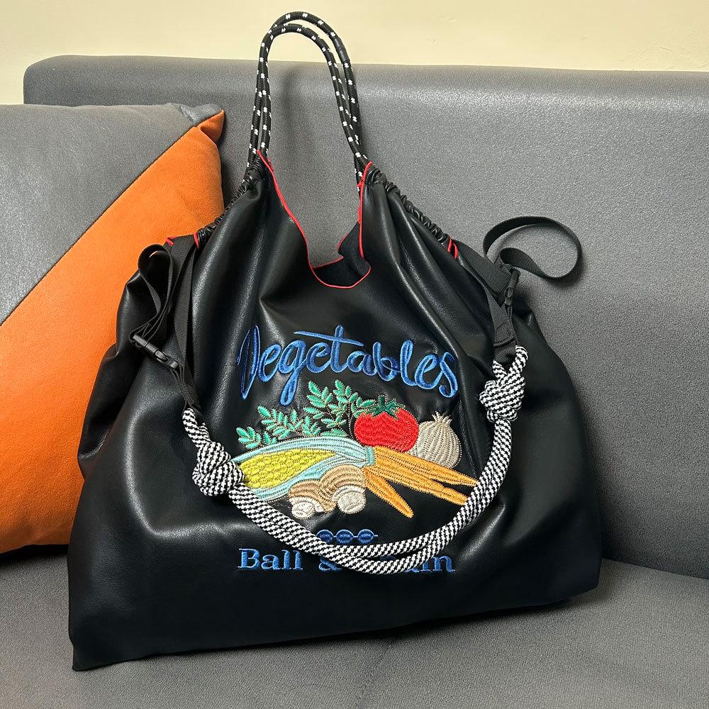 Women's Embroidered Large Capacity Leather Tote - Fashionable, Versatile, Eco-Friendly Handbag