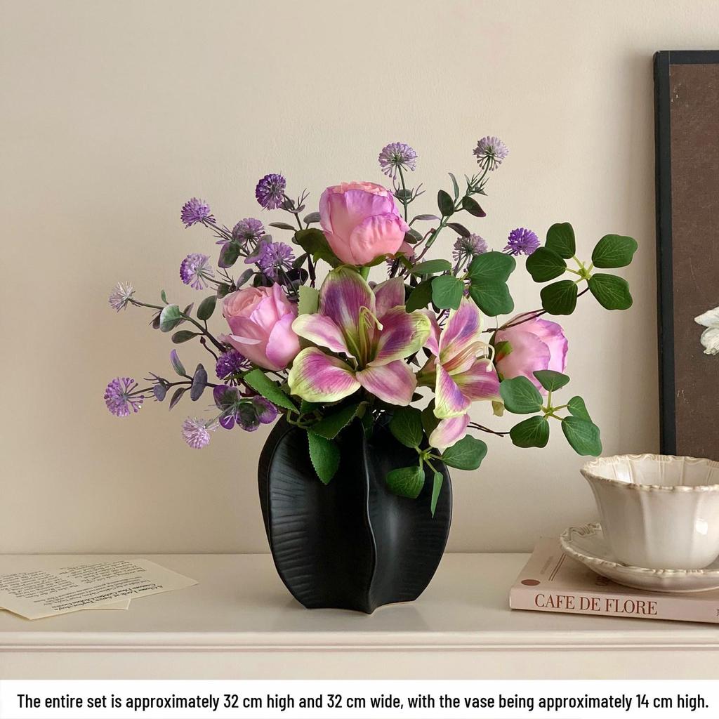 Bouquet di lusso di gigli e rose artificiali della serie Purple, ideale per un ingresso elegante.