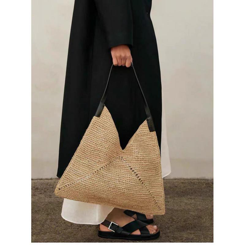 

Influencer Beach Woven Handbag: Single Shoulder Folded Bag for Vacation Trends