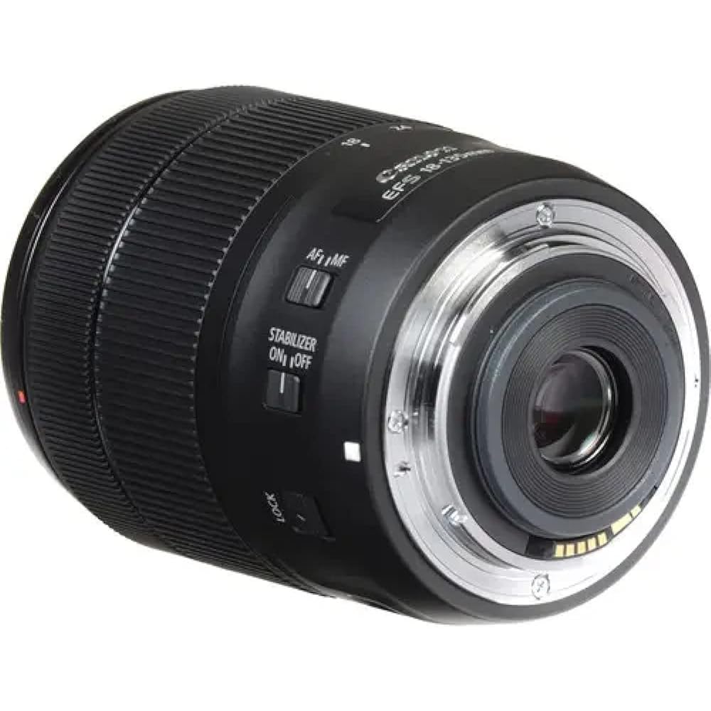 Canon standard zoom lens EF-S18-135mm F3.5-5.6 IS USM APS-C compatible