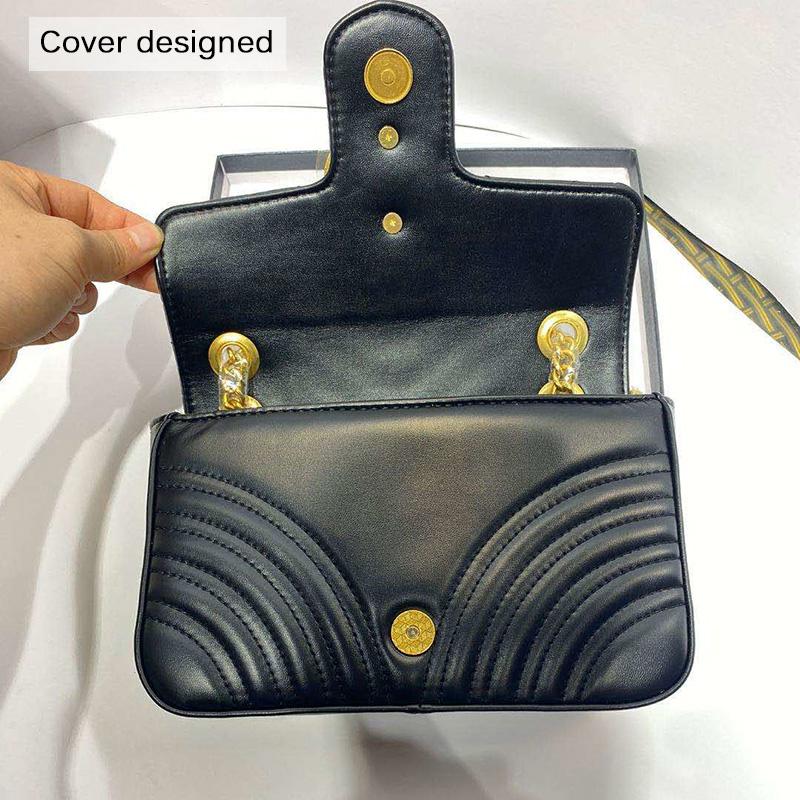 2024 Fashion Designer Shoulder Bag Luxury Brand Chains Women Crossbody Bags Purses Heart Quilted Small Handbag