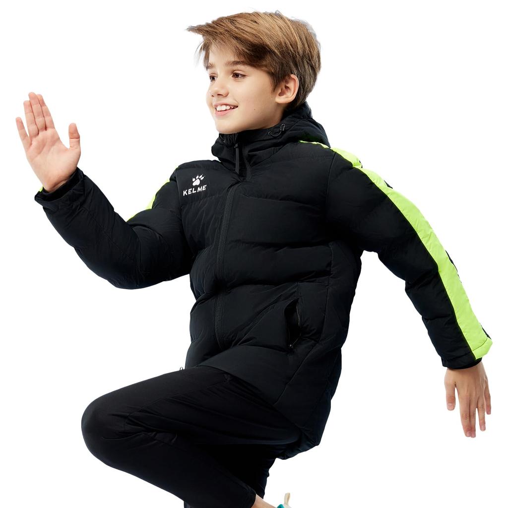 Kelme Kids' Winter Cotton Sports Jacket, Soccer Training Jersey, Warm and Thick, Short Version A, Black, Size 140