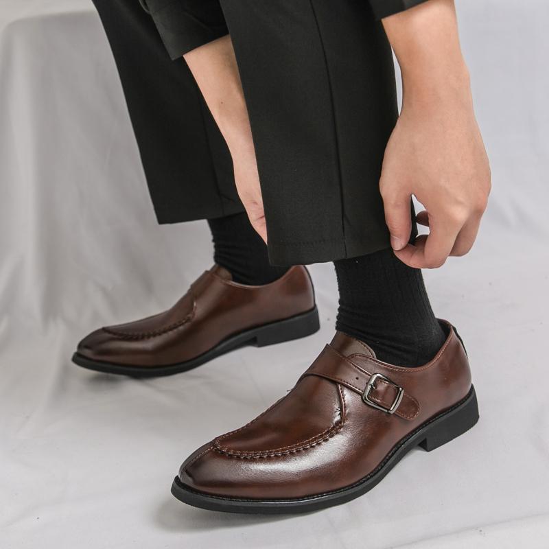 Fashion Britain Gentleman Monk Strap Loafers Men's Pointed Toe Patent Leather Shoes Designer Formal Wedding Dress Homecoming Footwear