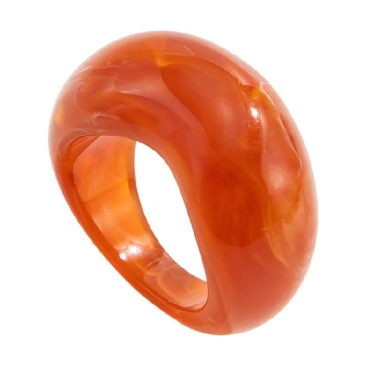 Artistic Curved V Shape Statement Ring Lightweight Resin Construction Graduated Color Unisex Jewelry Accessory