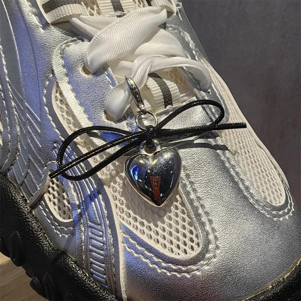 Shoe lace Charms for Sneakers Girl Pearl Bow Bear Shoe decoration Y2K Sweet Premium Decorative Shoes Charm Laces Accessories