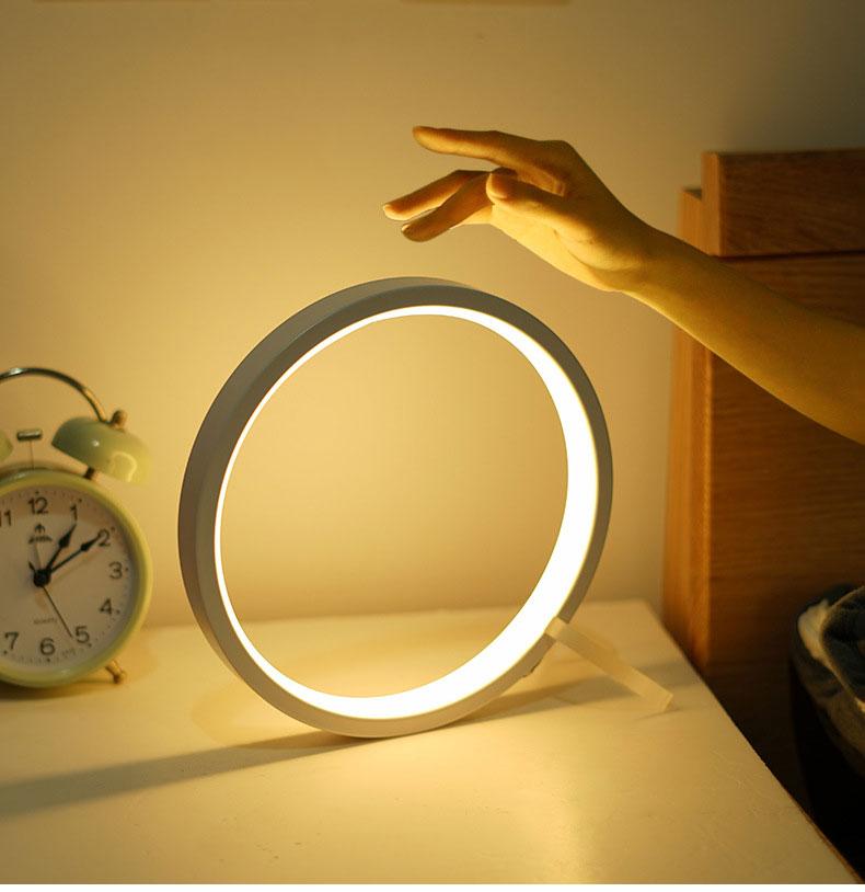 Veilleuse Circulaire à Détection Tactile LED Moderne Simple Multifonctionnelle Lampe de Table de Chambre Simplicité Moderne Lampe de Chevet de Chambre