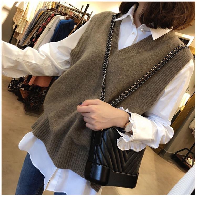 Women's V-Neck Knitted Sweater Vest - Spring/Autumn 2026 Collection, Loose-fit, Versatile Japanese Style Outerwear