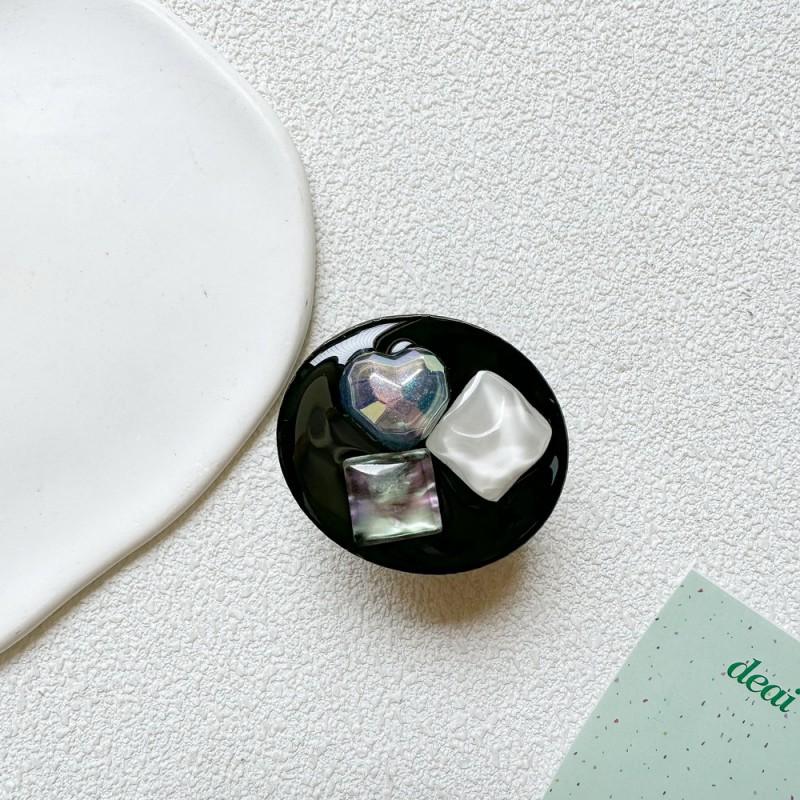

Mobile Phone Airbag Holder Heart-shaped Square Gemstone Light Luxury Back Patch Extendable Portable Desktop Supporting Stand Watching TV Shows