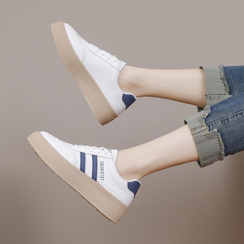 

женские немецкие тренировочные туфли на толстой подошве 2025 новая кожа весна и осень ретро нишевые туфли на платформе популярные ранней осенью универсальные кеды 40 синий