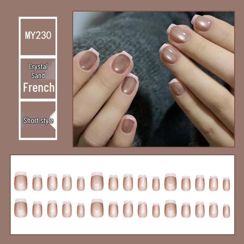 Chasing Light Cat's Eye Crystal Nails: Handmade, Detachable, Flash Diamond Design for Trendy, Stylish Looks.