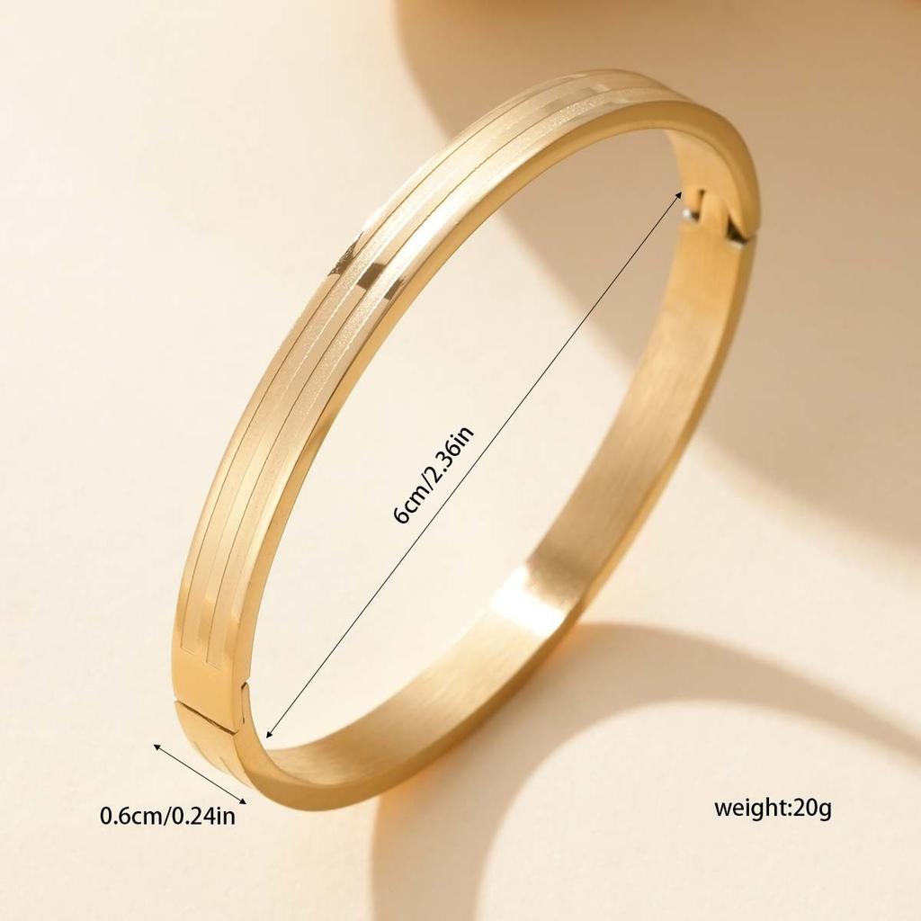 Europe and the United States new striped gold bracelet commuting elegant personality light luxury manufacturers wholesale