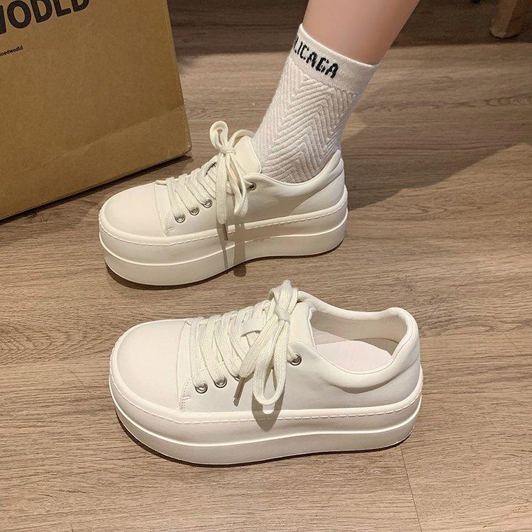 Sweet peach bubble thick-soled muffin little white shoes women's spring 2025 new leather surface height increase versatile sports and leisure shoes