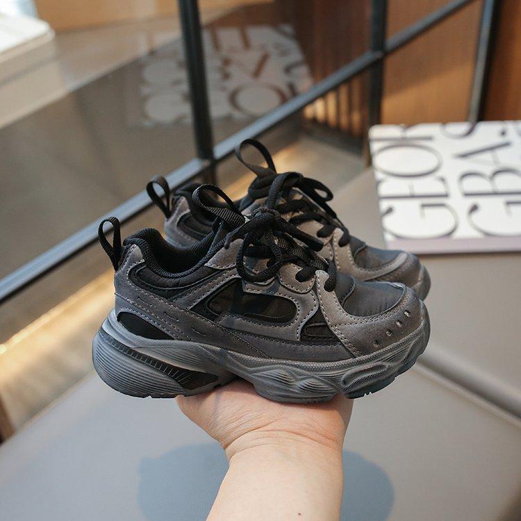 

Детская спортивная обувь для девочек весенняя грязная обувь 2025 новая обувь для бега для мальчиков весенне-осенняя модная обувь папы 36 серый