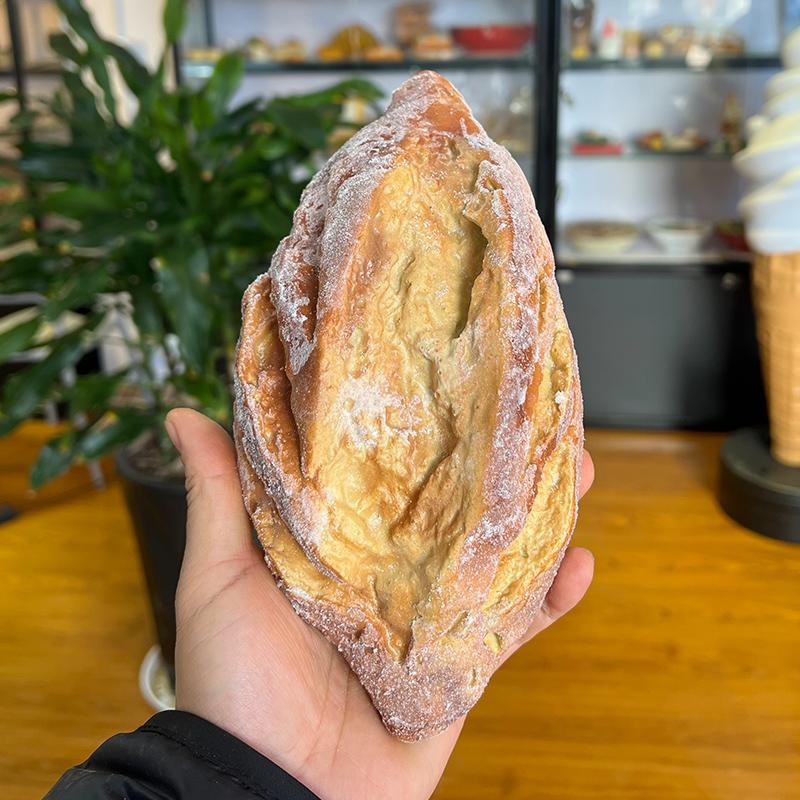 

Artificial Fake Bread Simulation Model Football Coconut Soft Bakery Craft Kids Easter Toy Kitchen Photography Props Funny Fav бежевий