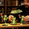 Pastoraler Stil Haus Schreibtisch Akzente Lustige Frosch Harzfigur, Neuheit Sitzende Tanzende Skulptur mit Einzigartigen Gartengeschenken für Enthusiasten