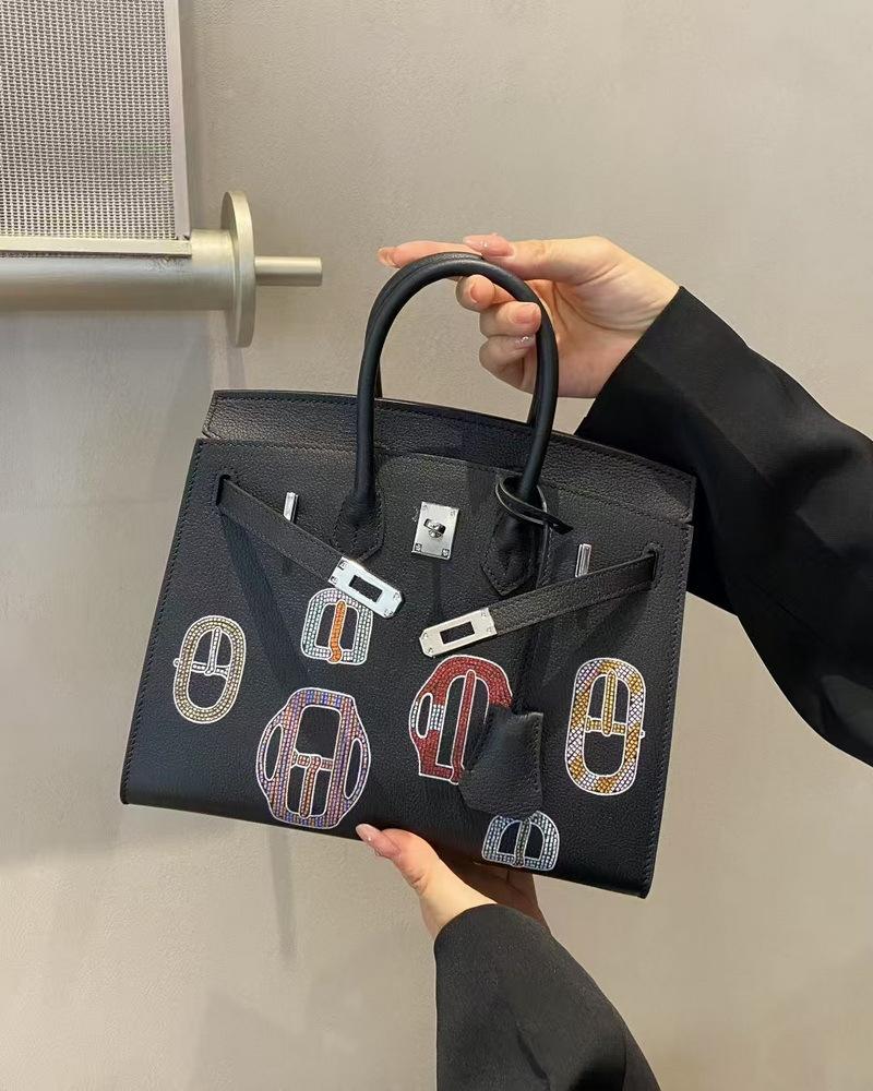 TOGO Leder Perlen besticktes Abzeichen Platin Tasche (B13-25BK)