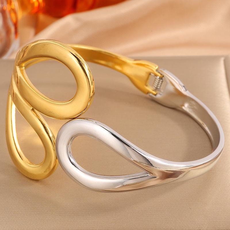 Feeling Oval Hollow Water Drop Opening Ing Cold Style Jewelry Bracelet
