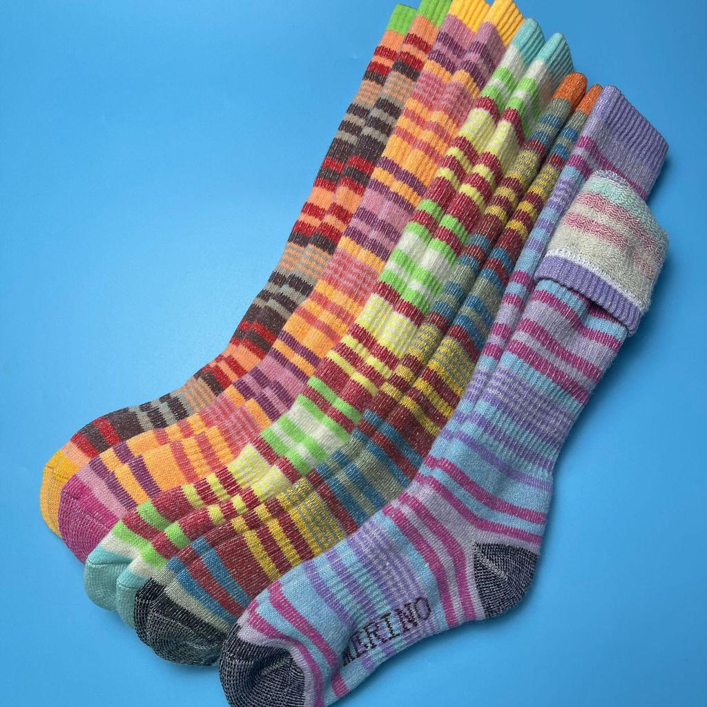 100% Merino Wool Thickened Ski & Hiking Calf Socks for Warmth