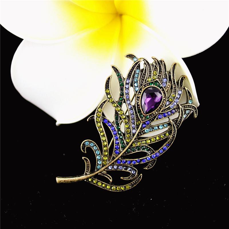 Bling Peacock Feather Brooch Pin Elegant Pearl Flower Brooch Pin Badge Women Fashion Clothes Jewelry Accessories for Women Gifts