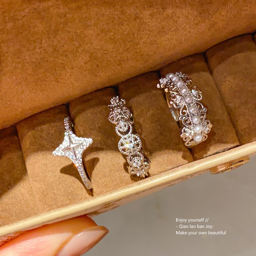 Copper Zircon Decorated Circle Ring With Geometric Design For Ladies