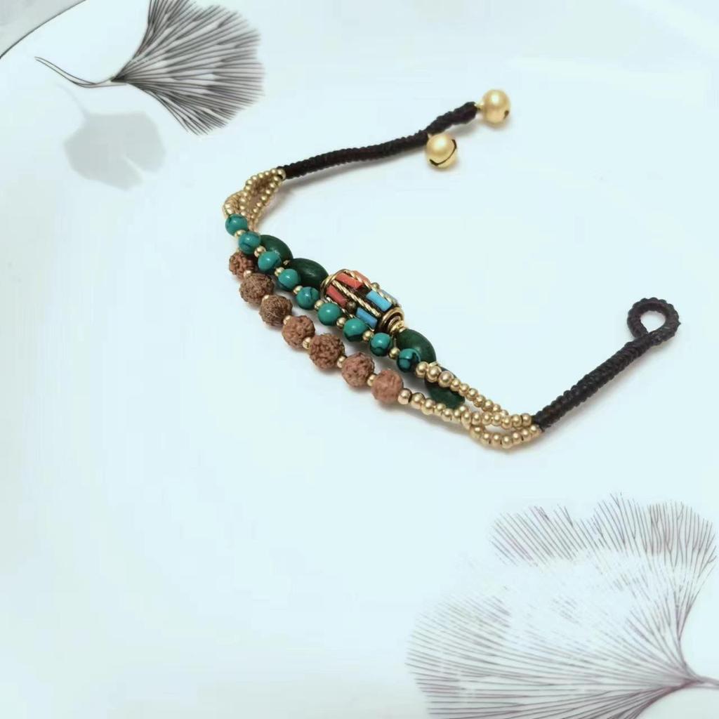 Tibetan Ethnic Style Handmade Women's Bracelet: Retro Nepalese Woven Rope