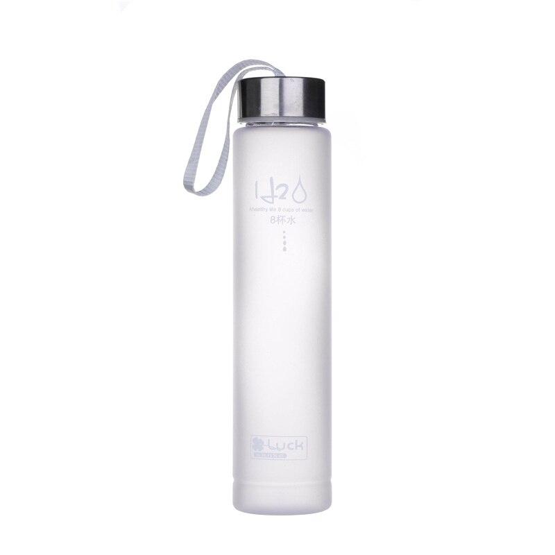 H2O Frosted Transparente Wasserflaschen Plastikbecher Sportliebhaber Tasse Mode Stick Seil Tasse Blumenbecher
