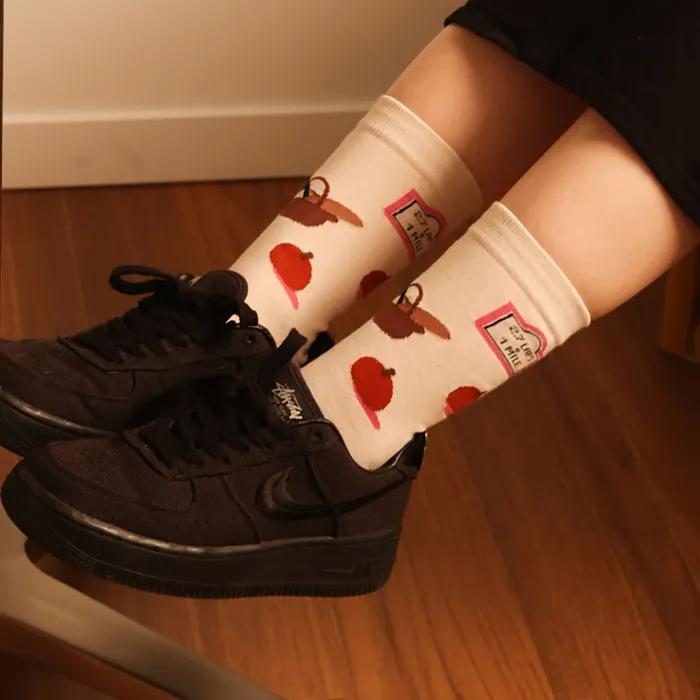Writer Saebyeol, Girls stuff socks