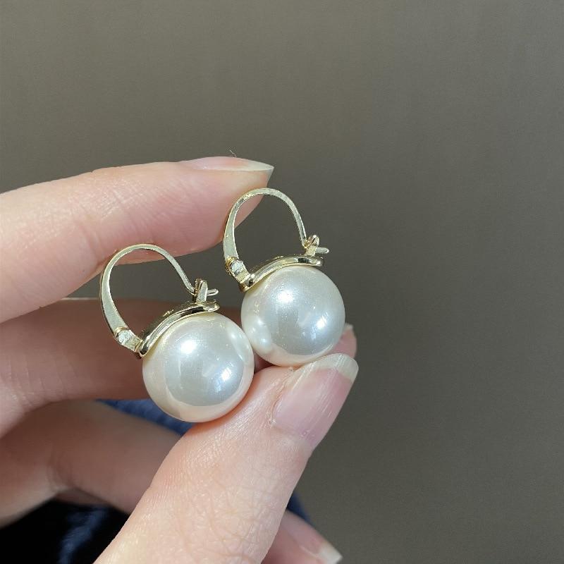 Minimalist Simple Style Stylish Fashionable Big Pearl Dangle Earrings Latest Korean Style Brincos JewelrySimple Dangle