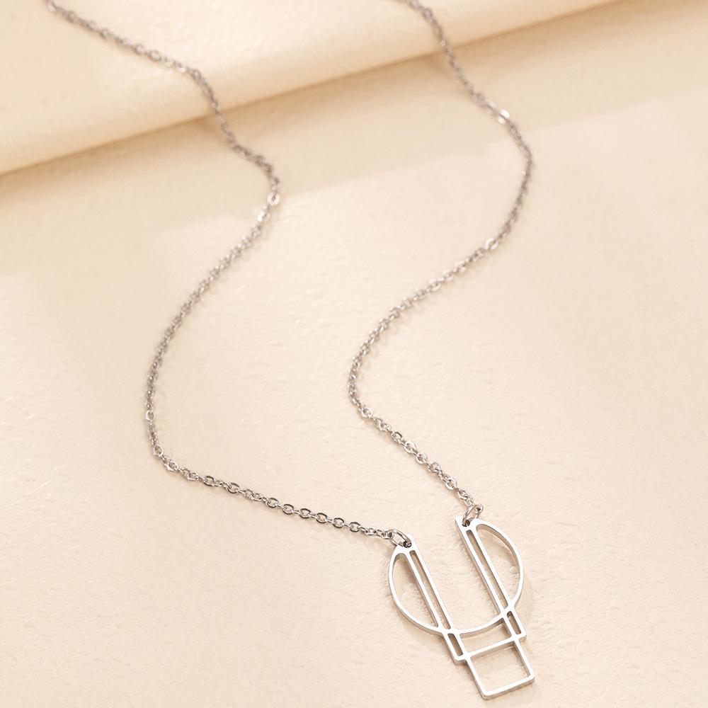 Europäische & Amerikanische Geometrische Edelstahl-Anhänger Halskette für Damen - Hochwertige Vielseitige Schlüsselbein Kette
