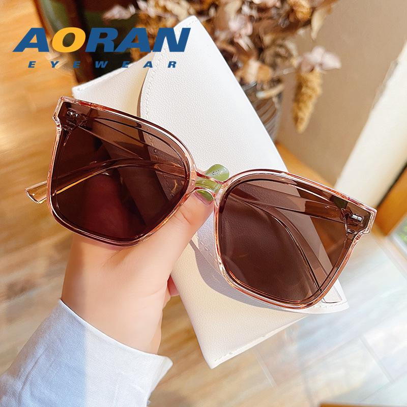 

Стильные корейские солнцезащитные очки с защитой от УФ-лучей для мужчин и женщин - Большая оправа, Слим-фит, Подходят для круглого и квадратного лица