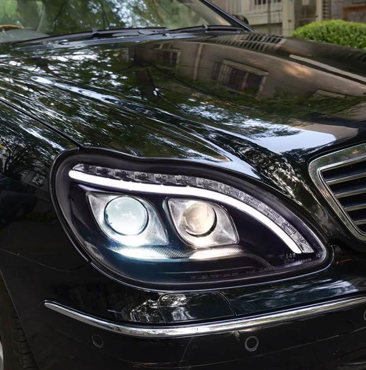 1998-2005 Mercedes-Benz S-Class W220 LED Xenon Headlight Assembly with Flowing Turn Signals