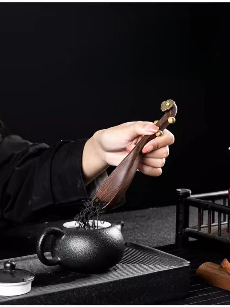 Ebony Wood Pipa Teaspoon Kong Fu Teaware Household Tea Brewing Tools Creative Tea Ceremony Spare Parts Solid Wood Tea Spatula