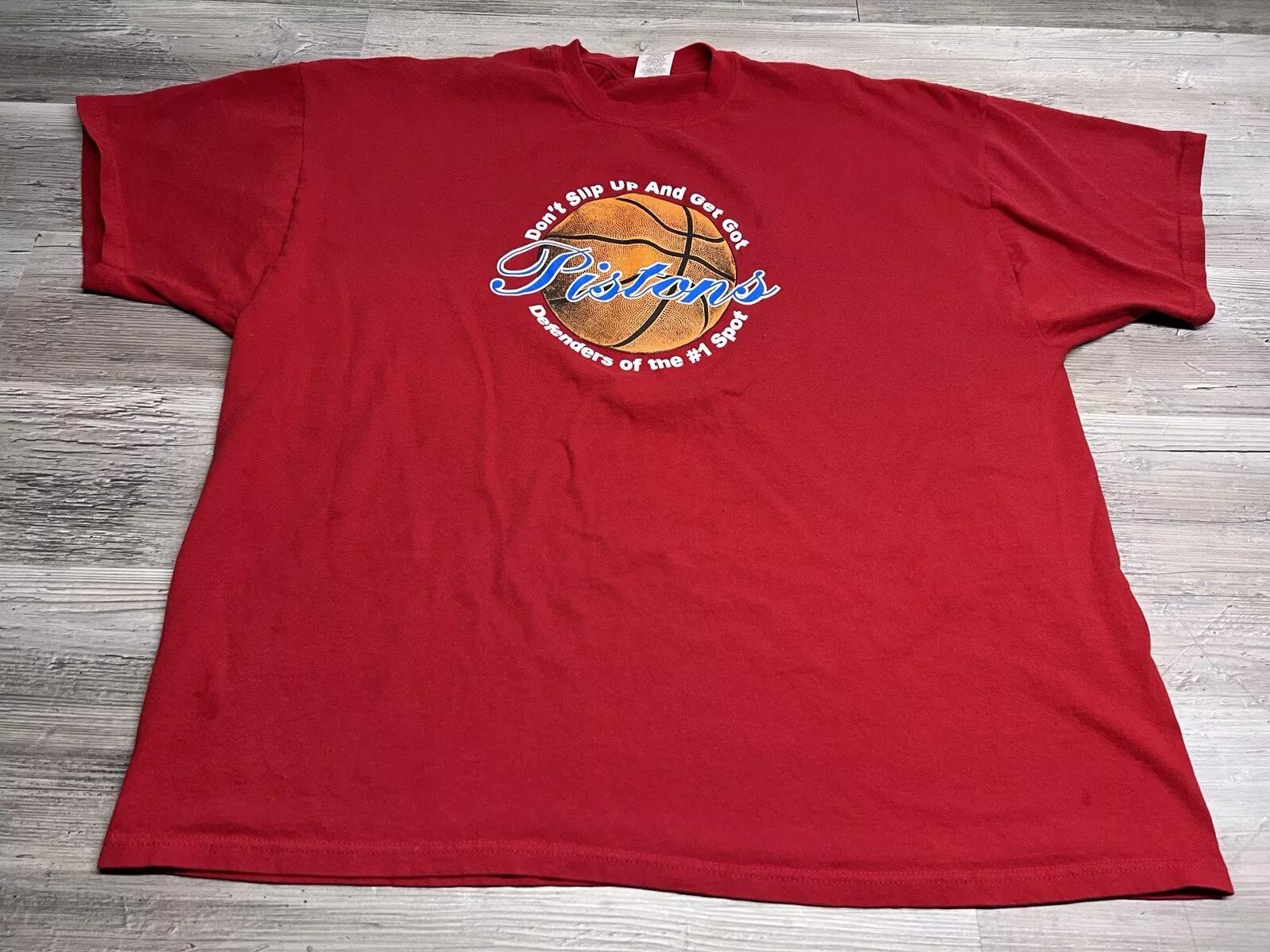 Vintage NBA Detroit Pistons T Shirt Red 3XL XXXL White & Blue Spell Out Logo Y2K 2XL