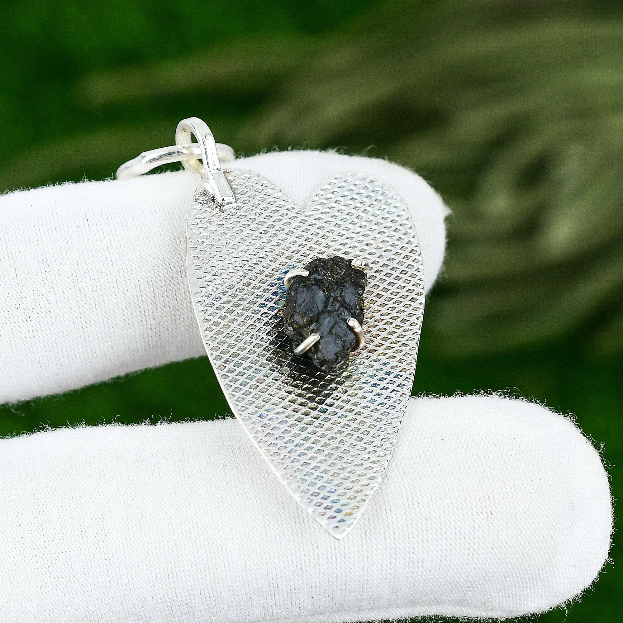 

925 Silver Natural Labradorite Rough Engagement Third Eye Chakra Pendant Jewelry