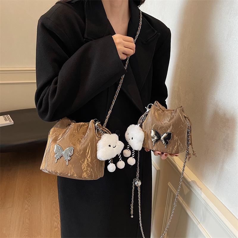 This year's popular bag women's 2025 new autumn butterfly bucket bag premium chain messenger bag