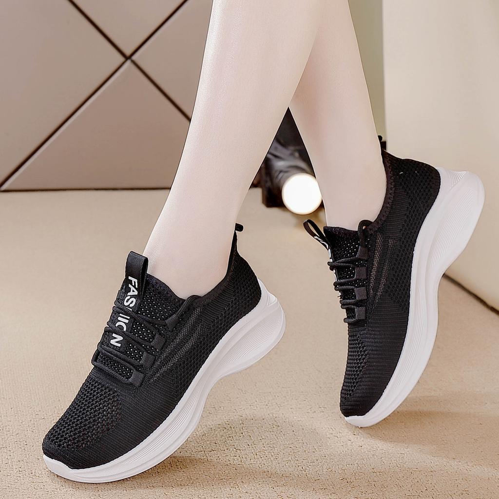 Letní prodyšné duté dámské boty ploché nízké slip-on běžecké boty ležérní boty