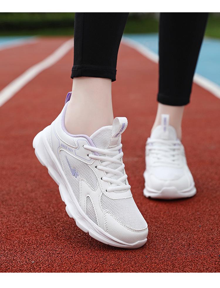 Double Star Women's Mesh Breathable Sports Shoes: Lightweight, Soft Sole, Casual Travel & Running Shoes for Spring/Autumn