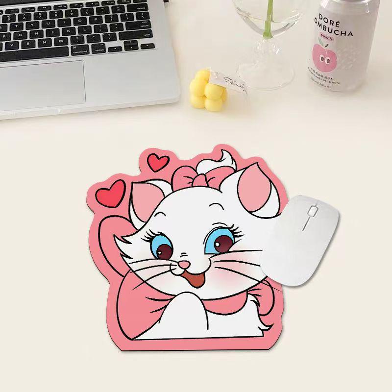 Marie Cat Heart-shaped Alien Mouse Pad - Small, Non-slip, Wear-resistant, Easy-to-clean Laptop Desk Mat.