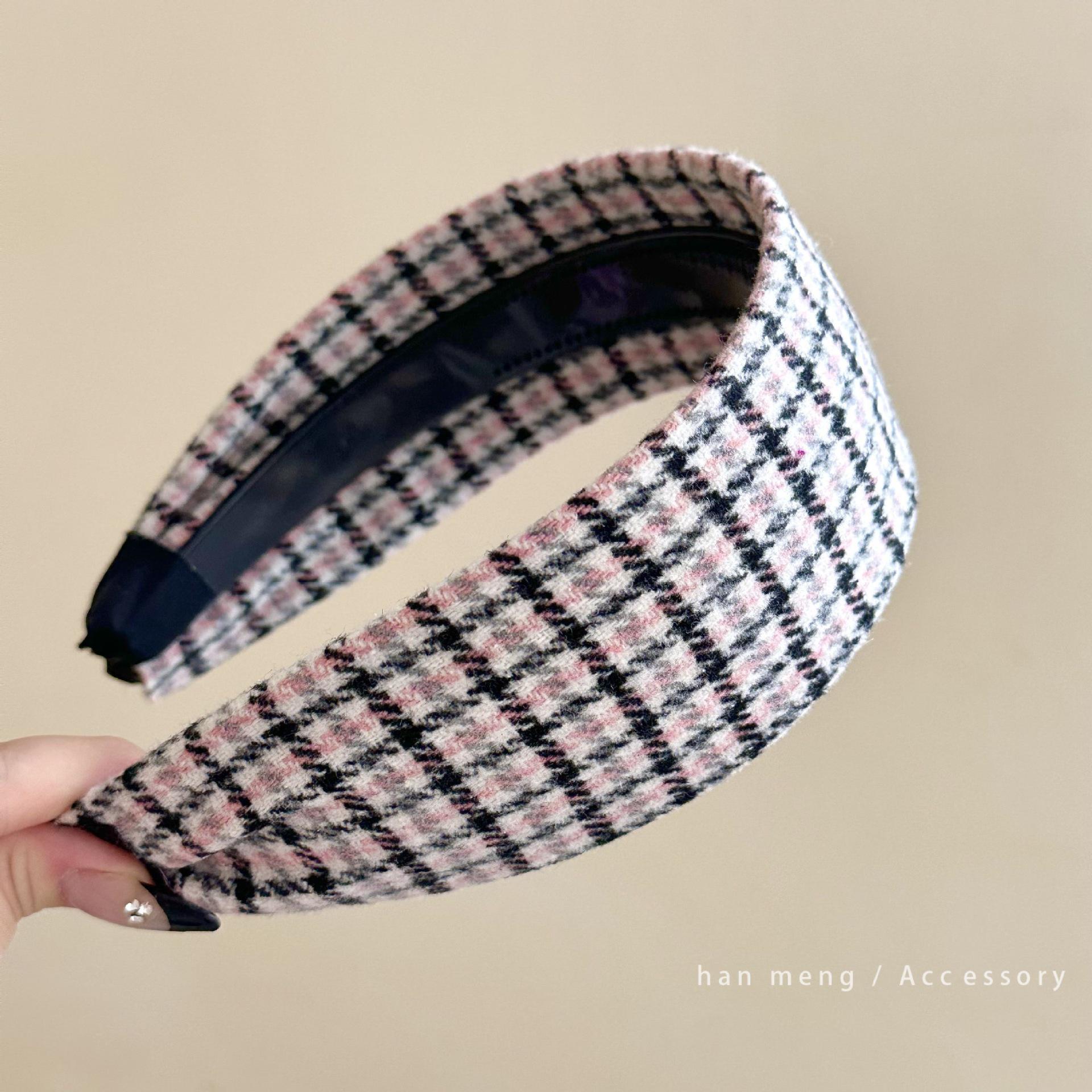 

Retro Korean-Style Houndstooth Thick Headband for Women - Wide Edge Sponge Hair Accessory