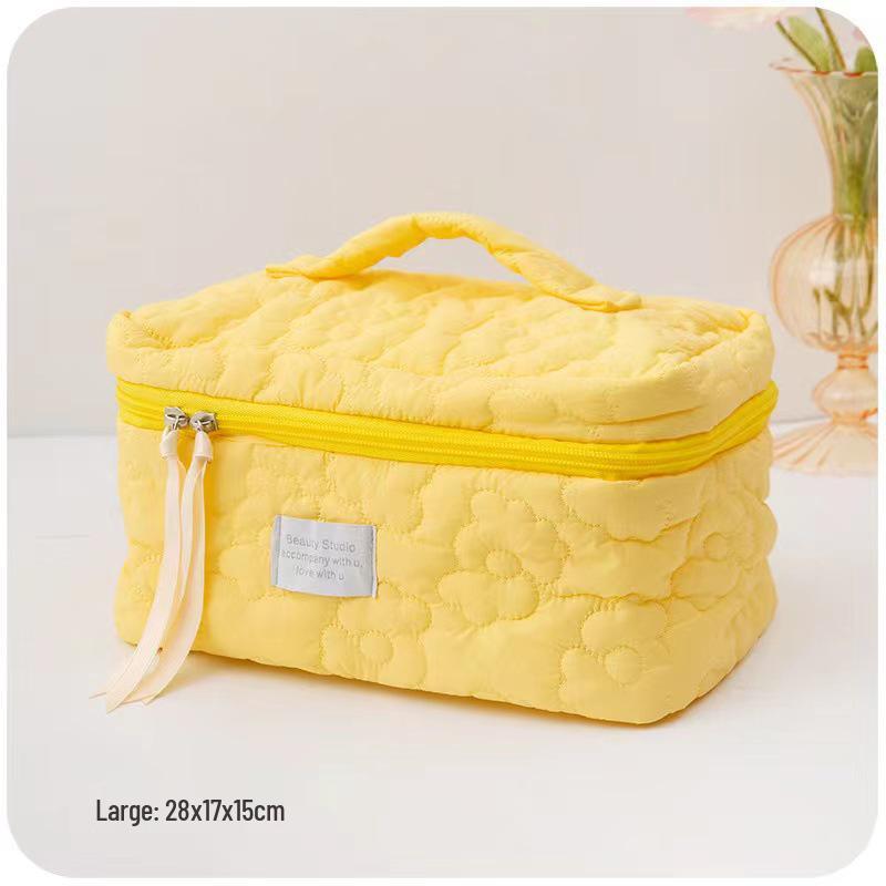 Cloud Makeup Bag: Portable Soft Travel Organizer with Large Capacity, Fluffy Design, Perfect for Makeup or Pencil Storage