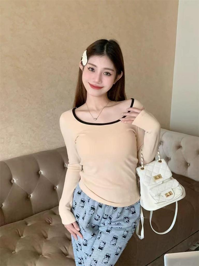 Korean Autumn/Winter Square Collar Long-Sleeve Velvet T-Shirt with Chest Pads for Women - Slim, Versatile, Warm Bottoming Top