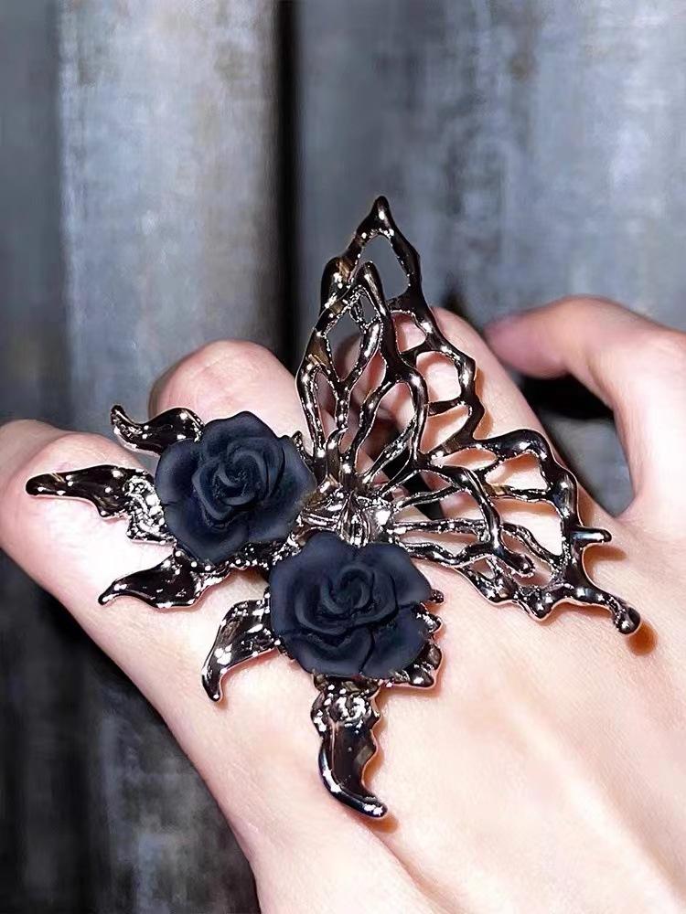 

Temperament Personality Hollowed-out Sliver Color Liquid Metal Butterfly Black Rose Flower Opening Rings for Women Charm Jewelry resizable