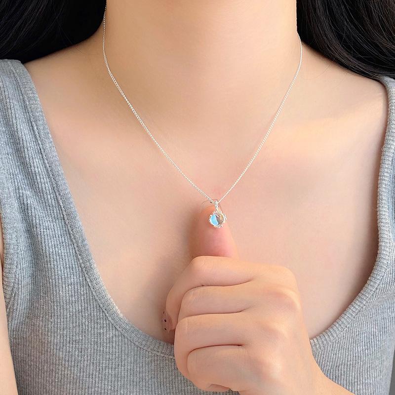 Colorful Stone Pendant Personalized and Versatile Daily Literary Style Niche Design Collarbone Chain