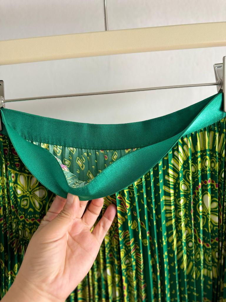 Klassischer A-Linien-Midi-Plisseerock mit vielseitigem Druck für Damen