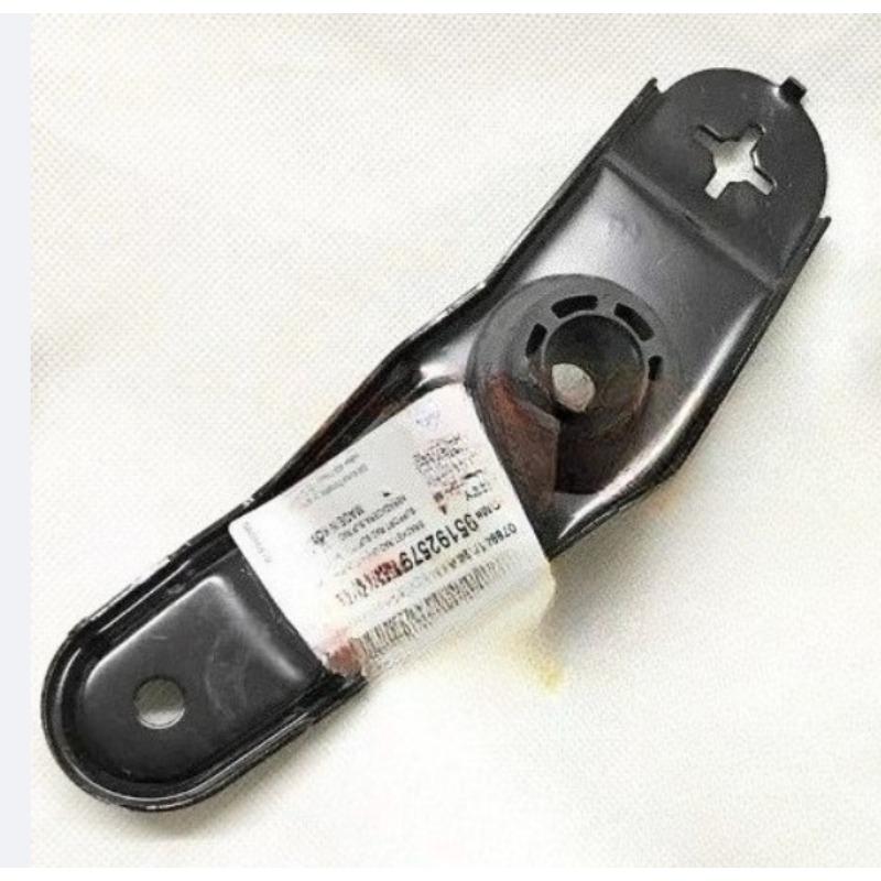 95192579 95192580  Left Right Water Tank Lower Rubber Sleeve Pad Upper Bracket Buffer Rubbers Pier for Chevrolet Captiva