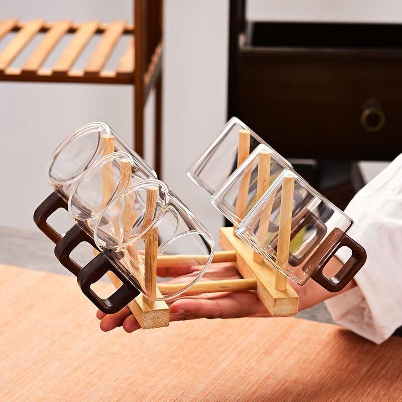 Набор термостойких стеклянных чашек для чая с деревянными ручками