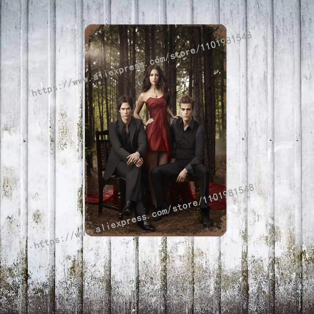 The Vampire Diaries Poster Decorativo in Metallo Segno di Latta Vintage Segno Metallico Placca Decorativa per Pub Bar Man Cave Club Decorazione Murale