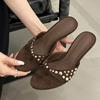 Fashion Fashion Metal Rivet Design Brand Slippers Women Comfort Round Toe Thin Heel Slide Sandals Summer Sexy Clip Toe Beach Flip-flops
