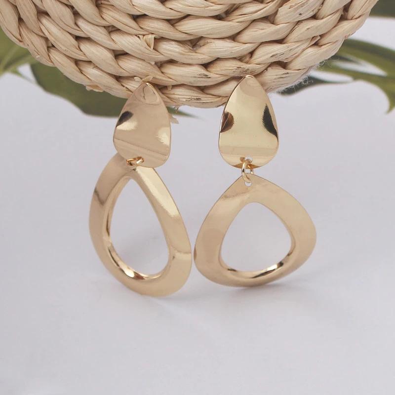 Gold Color Water Drop Women Dangle Earrings Cut out Metal Geometric Statement Drop Earrings for Ladies Casual Versatile Earrings